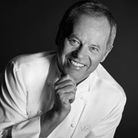 Wolfgang Puck Bar & Grill