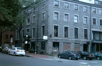 Golden Goose Market & Cafe